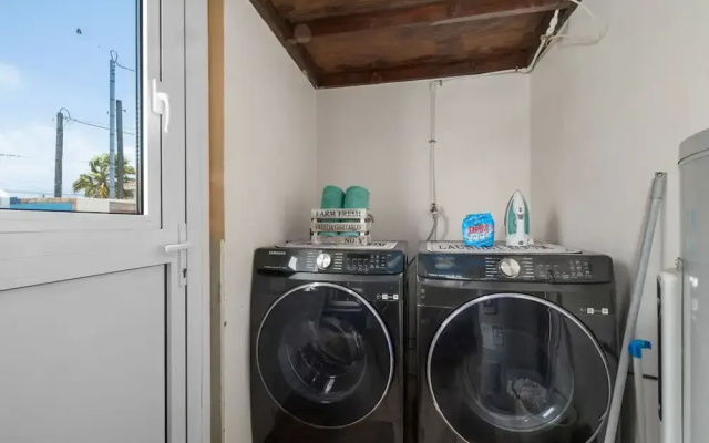 3br2ba Great Location Private Pool Amenities