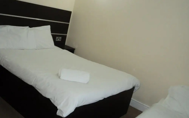 New Globe Hotel