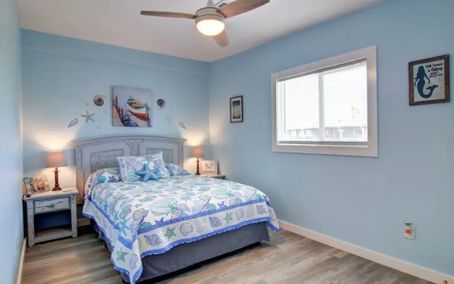 Nauti Mermaid 5 Bedroom Home by Redawning