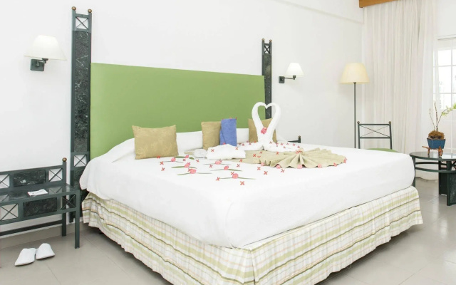 Be Live Experience Hamaca Beach - All Inclusive