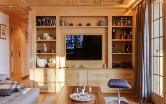Lush Apartment With Sauna and hot tub