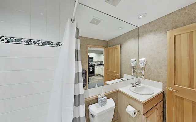 74cresrd 2 Bedroom Condo