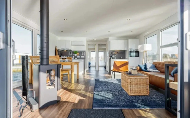Bright Base With Coastal Access