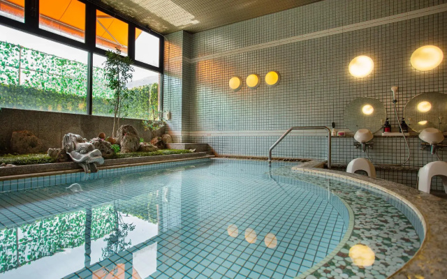 Hotel Second Stage