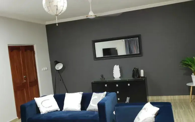 Candice serviced Apartment