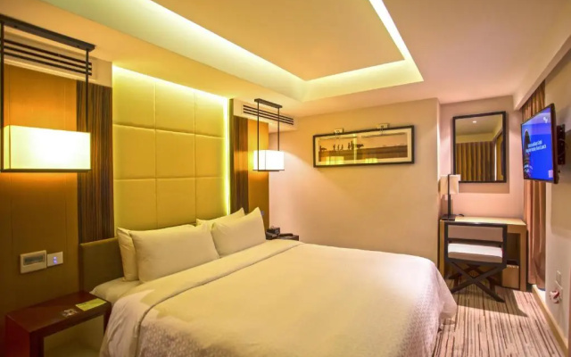 Crowne Plaza Dhaka Gulshan by IHG