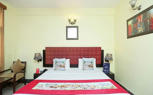 Capital O 1463 Surya Beach Inn