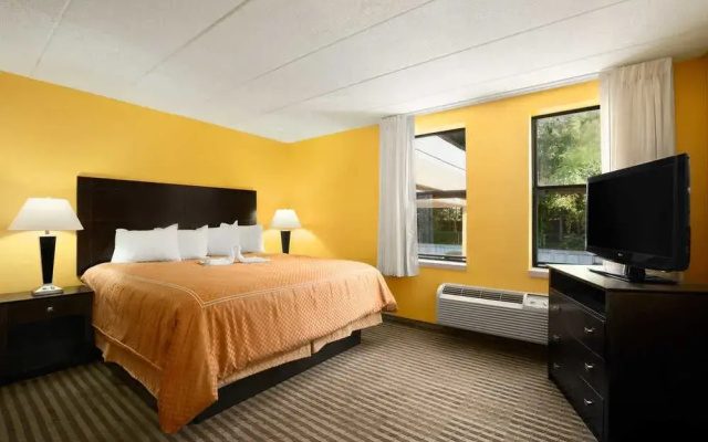 Days Inn Middleboro - Plymouth
