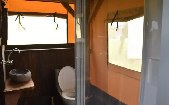 Tent Lodge With Comfort