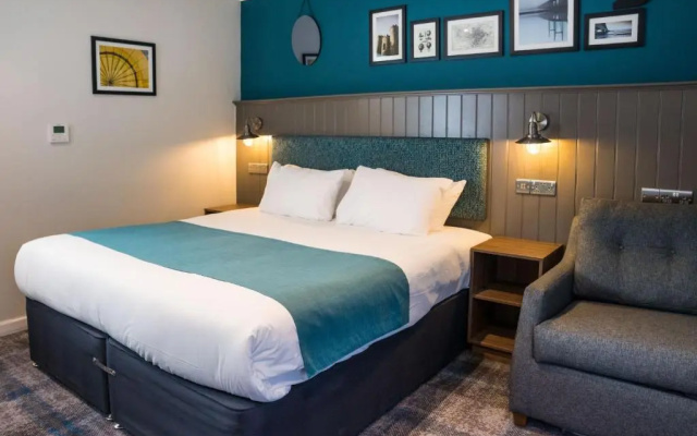 Almondsbury Inn & Lounge