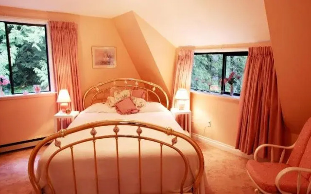 Ruthie's Roost B&B