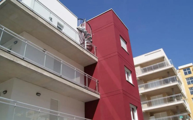 Agora Apartamentos La Volta