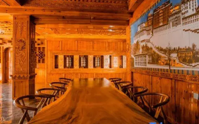 Heishui Banshandu·Yueyin Hotel