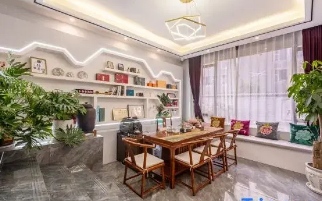 Yunxi and Home Hotel