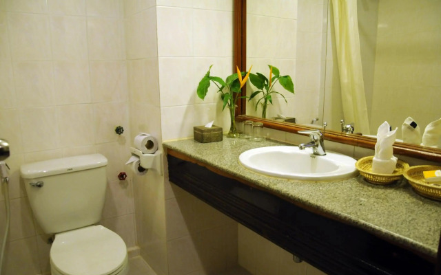 Angkor Hotel