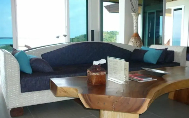 5 Bedroom Seaview Villa Tongson Bay