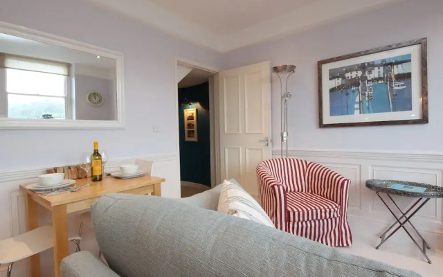 32 Newcomen Road (Flat 1)