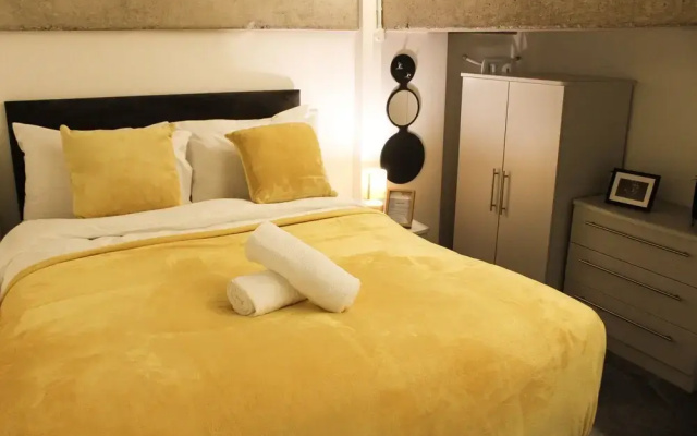 Modern Luxury Serviced Duplex Apartments by Repose