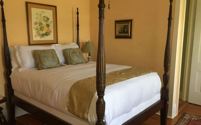 Burnap's Bed & Breakfast and Beyond