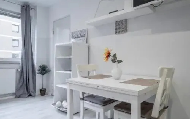 Private Apartment Alice Top (5948)