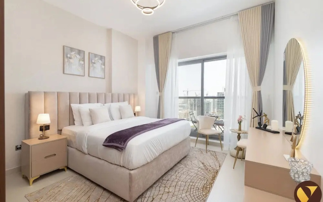 Vogue | Jeewar By Badr JVC near Circle Mall