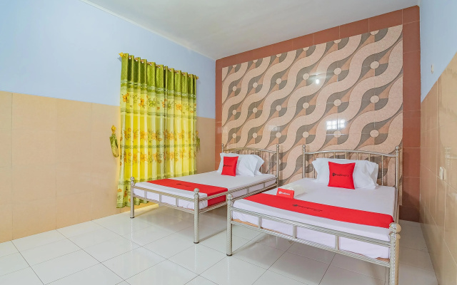 RedDoorz Syariah @ Tambak Mekar Street Subang