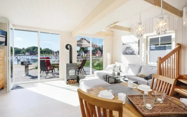 Nice Home in Zerpenschleuse With 2 Bedrooms and Wifi