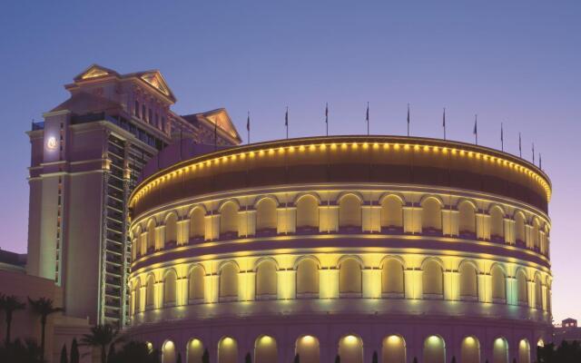 Отель Caesars Palace вид на фасад
