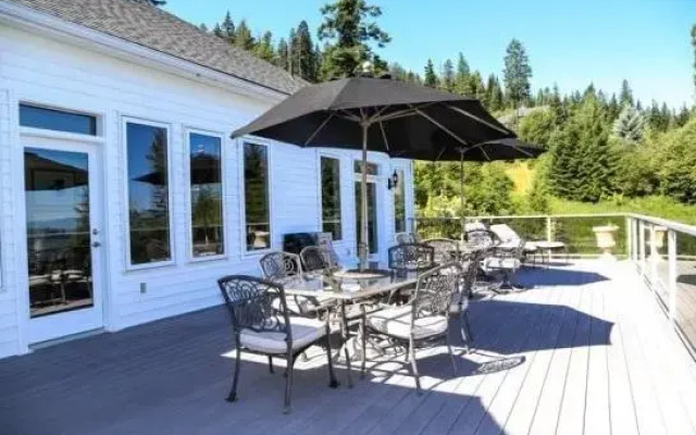 Eagle Ridge Estate