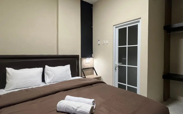 Brenn Hotel Semarang Mitra Reddoorz