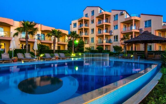 Апартаменты Kusadasi Golf and Spa Apartments Сельчук вид на фасад