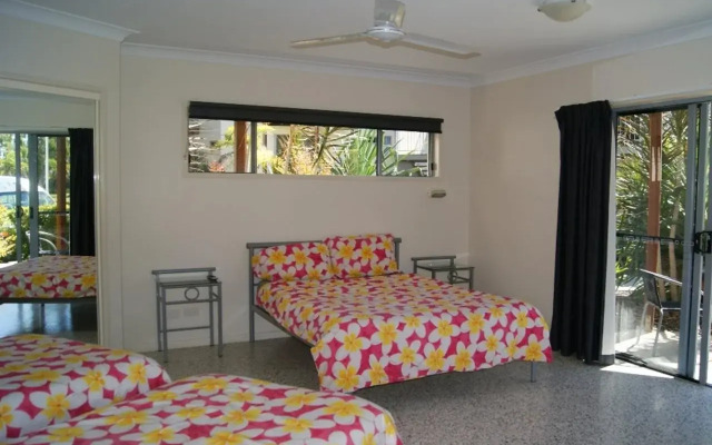 Emu Park Beach Resort