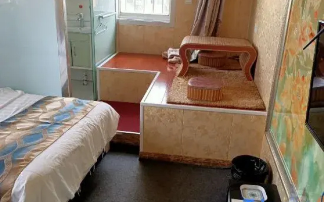 Zhangfuyaju Hotel