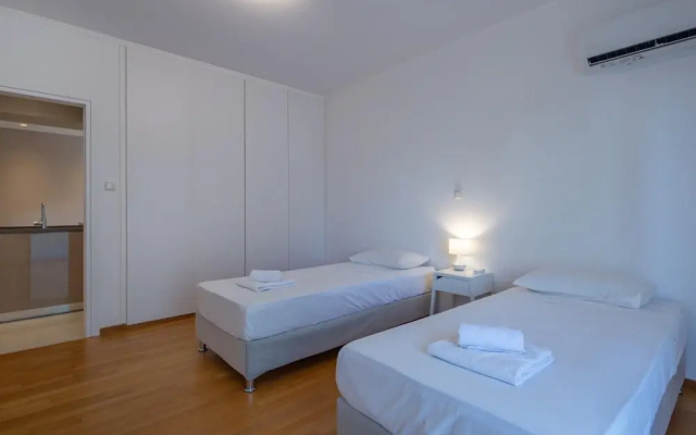 Hippocrates - Faliro Deluxe Apartment