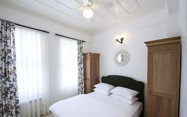 Quarante Hotel