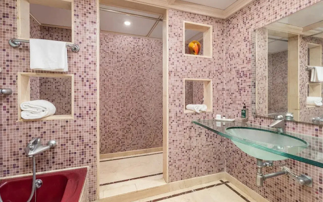 Sarovar Portico Kalupur Ahmedabad