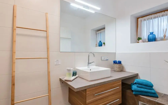 Comfortable Apartment in Gmunden Near Schloss Ort
