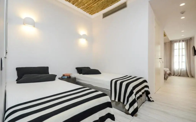 Thomais Studios
