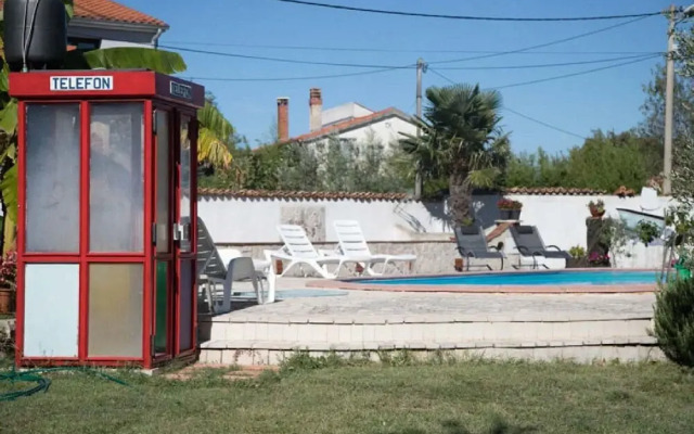 Three-Bedroom Holiday Home in Valtura