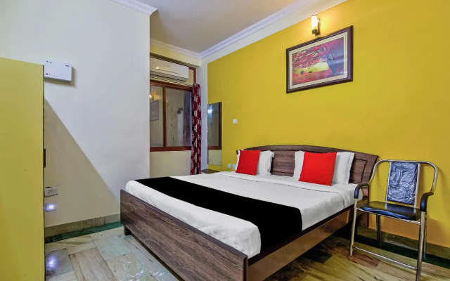 Collection O 41962 Hotel VS Continental