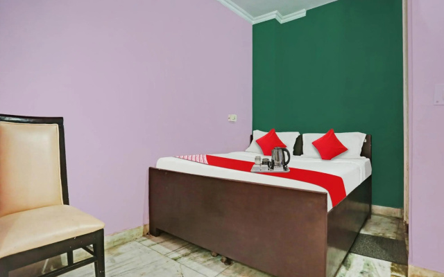 OYO Flagship 70367 Padam Residency