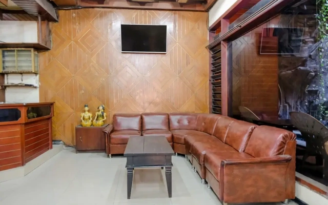 Hotel Dirgahayu by OYO Rooms