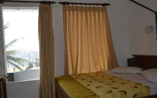 Rosand Waves Hotel