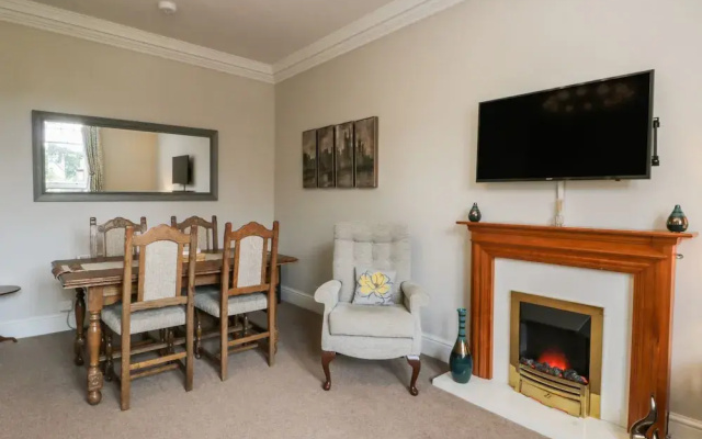 Spa Side Apartment