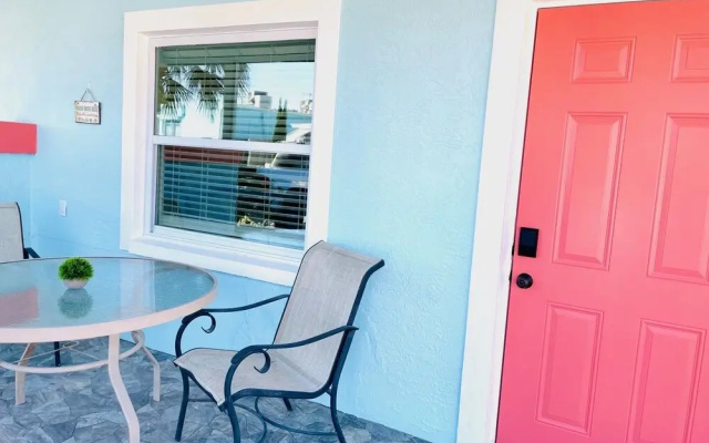 Fairway Getaway Apartments