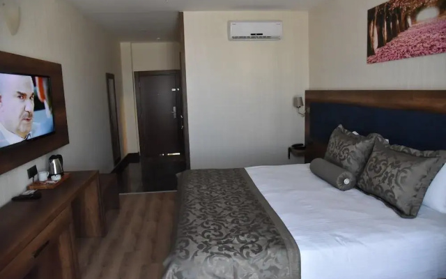 Aksac Hotel