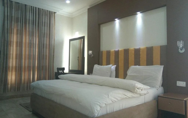 Margaretta Classic Suites and Hotel