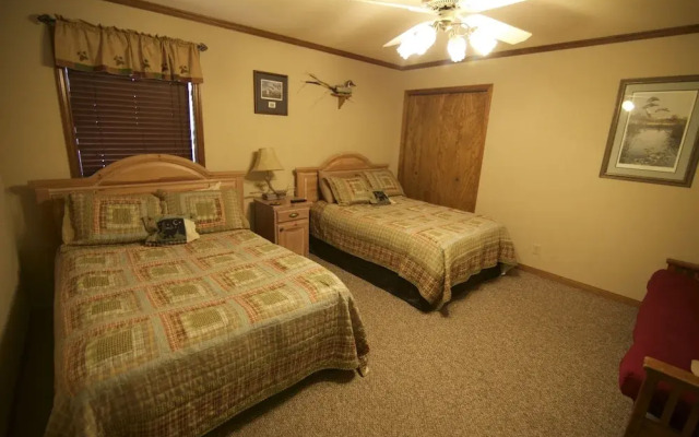 Lake Fork Lodge