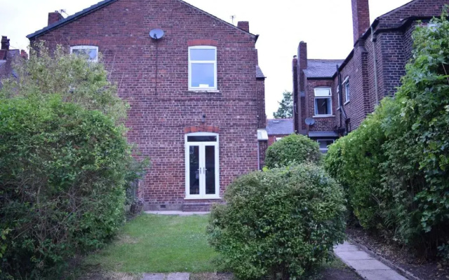 Hollybank House