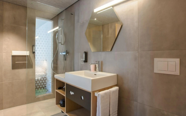 The Lab Hotel & Apartments